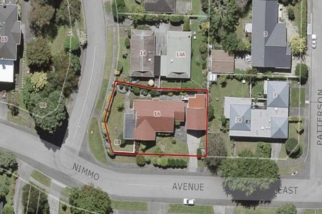 Photo of property in 16 Richmond Avenue, Waikanae, 5036