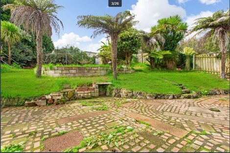 Photo of property in 13 Emirau Place, Glenfield, Auckland, 0629