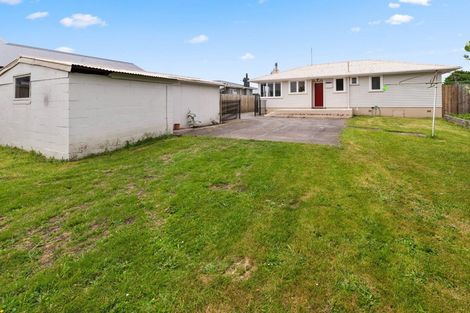 Photo of property in 6 Kahu Street, Utuhina, Rotorua, 3015