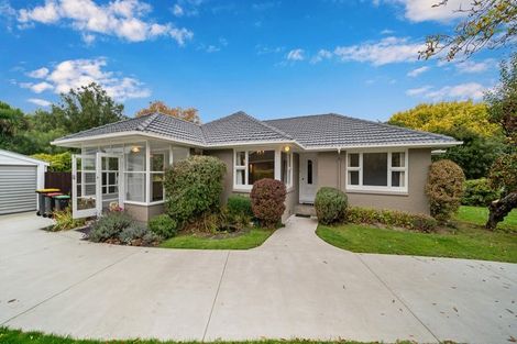 Photo of property in 10 Burnside Crescent, Burnside, Christchurch, 8053