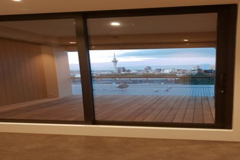 Photo of property in 1002/5 Hohipere Street, Grafton, Auckland, 1010