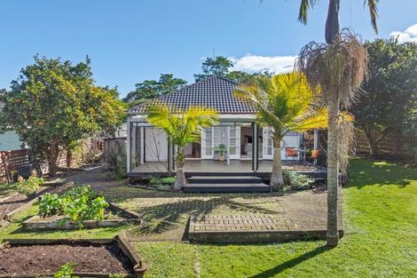 Photo of property in 12 Weaver Street, Whau Valley, Whangarei, 0112