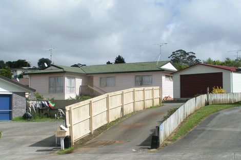 Photo of property in 22 Broadfield Street, Massey, Auckland, 0614
