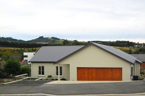 Photo of property in 43 Duxford Crescent, Fairfield, Dunedin, 9018