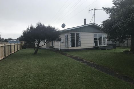 Photo of property in 32 Blundell Place, Huntly, 3700