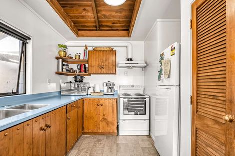 Photo of property in 4/1312 Hinemoa Street, Rotorua, 3010