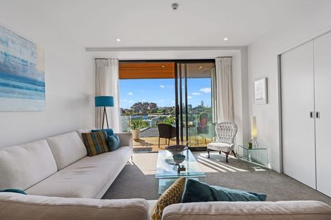 Photo of property in 308/8a Lake Pupuke Drive, Takapuna, Auckland, 0622