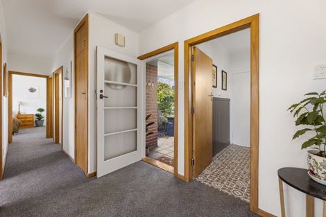 Photo of property in 6 Derwent Street, Helensburgh, Dunedin, 9010