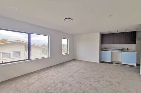 Photo of property in 296a Bucklands Beach Road, Bucklands Beach, Auckland, 2012