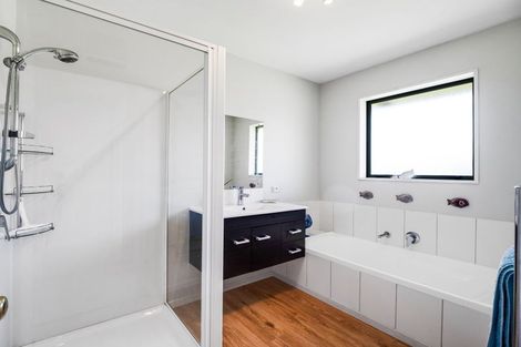 Photo of property in 54 Mcraes Road, Waikari, 7385