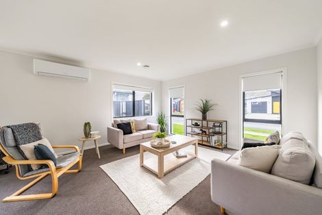 Photo of property in 34 Castletown Street, Wallaceville, Upper Hutt, 5018