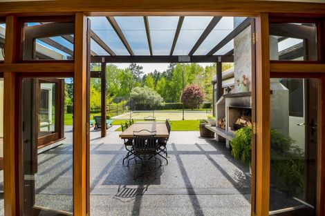 Photo of property in 331a Mangorei Road, Merrilands, New Plymouth, 4312