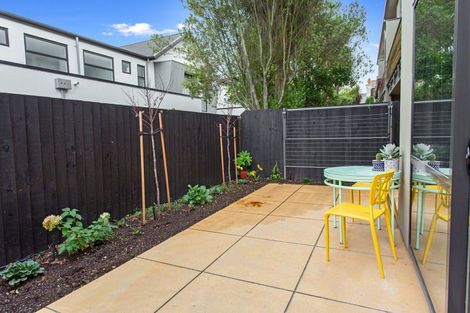 Photo of property in 2/38 Brockworth Place, Riccarton, Christchurch, 8011