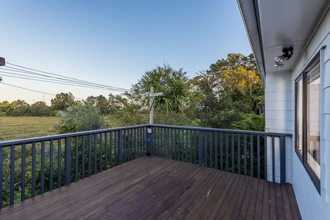 Photo of property in 1/12 Bedford Street, Te Atatu South, Auckland, 0610