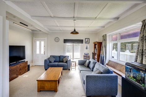 Photo of property in 1213 Caroline Road, Mayfair, Hastings, 4122