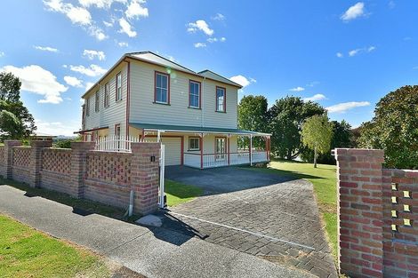 Photo of property in 14 Nelson Street, Helensville, 0800
