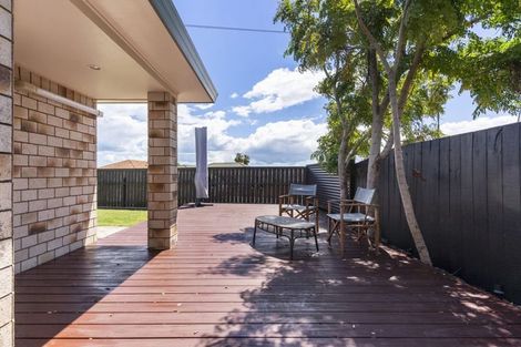 Photo of property in 5 Frederick Reece Drive, The Gardens, Auckland, 2105
