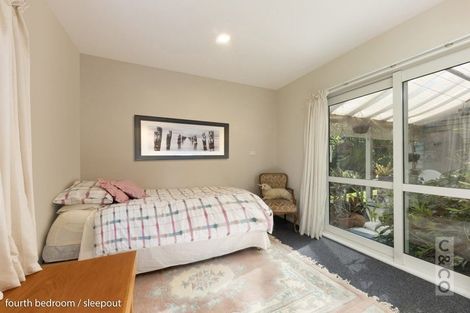 Photo of property in 64 Pohutukawa Parade, Riverhead, 0820