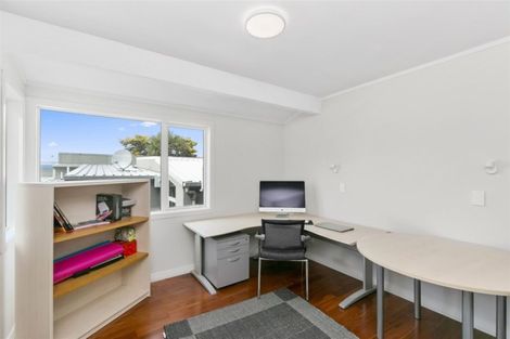 Photo of property in 19 Jubilee Road, Khandallah, Wellington, 6035