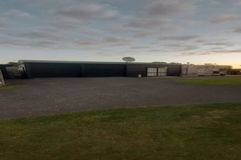 Photo of property in 992 Paerata Road, Paerata, Drury, 2676