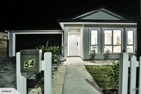 Photo of property in 54 Schoolside Road, Kumeu, 0810