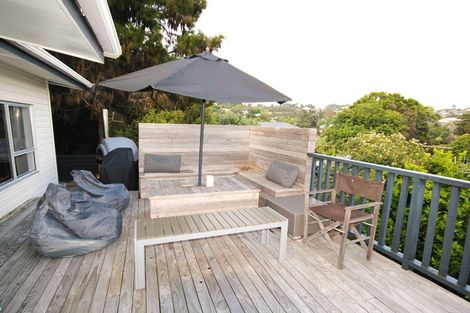 Photo of property in 2a Hammond Avenue, Hatfields Beach, Orewa, 0931