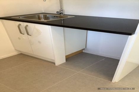 Photo of property in 12 Penruddocke Road, Half Moon Bay, Auckland, 2012