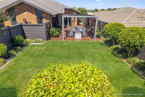 Photo of property in 8 Farleigh Close, Huntington, Hamilton, 3210