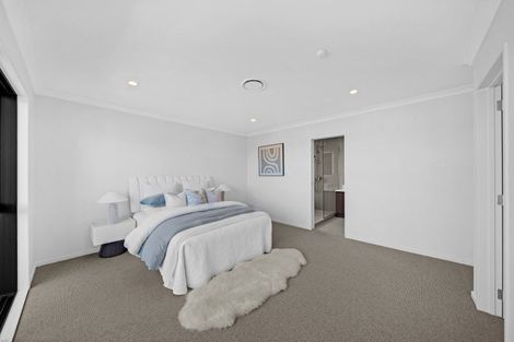 Photo of property in 29 Catalina Avenue, Rosehill, Papakura, 2113
