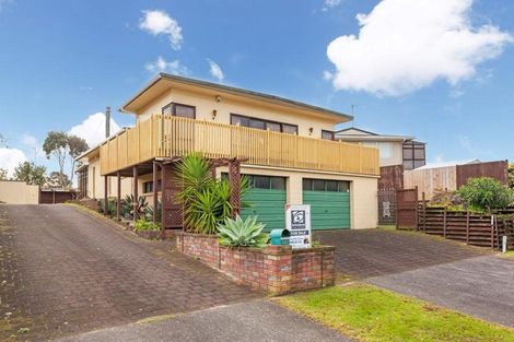 Photo of property in 107 Brook Place, Whangamata, 3620