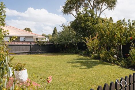 Photo of property in 13 Bristol Avenue, Brookfield, Tauranga, 3110