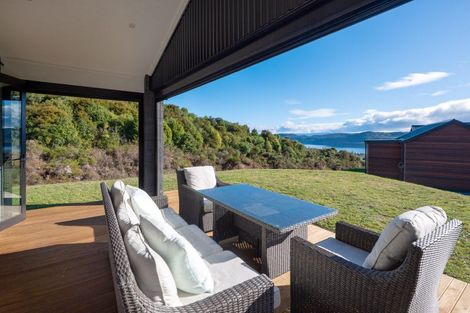 Photo of property in 13 Sparrowhawk Way, Kinloch, Taupo, 3377