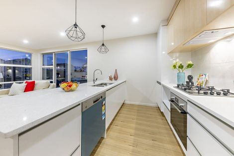 Photo of property in 42 Sapwood Crescent, Takanini, 2110