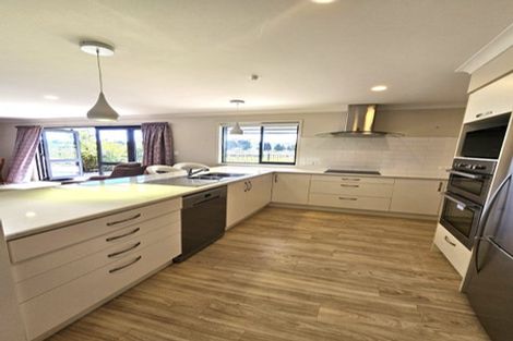 Photo of property in 12 Tatahi Cove, Papamoa Beach, Papamoa, 3118
