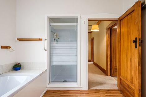 Photo of property in 3 Haronga Road, Inner Kaiti, Gisborne, 4010