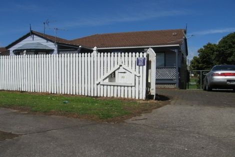 Photo of property in 28 Beaufort Place, Papatoetoe, Auckland, 2025