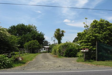 Photo of property in 240 Riverhead Road, Kumeu, 0892