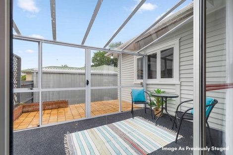 Photo of property in 9 Menary Street, Papakura, 2110