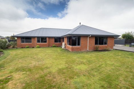 Photo of property in 3 Hight Place, Tinwald, Ashburton, 7700