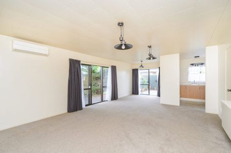 Photo of property in 58 Geraldine Crescent, Cloverlea, Palmerston North, 4412