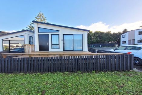 Photo of property in 3a Matakohe Road, Westgate, Auckland, 0814