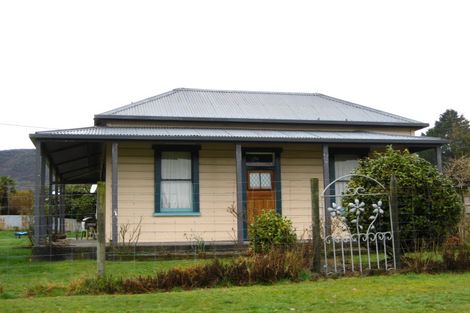 Photo of property in 67 Crampton Road, Reefton, 7830