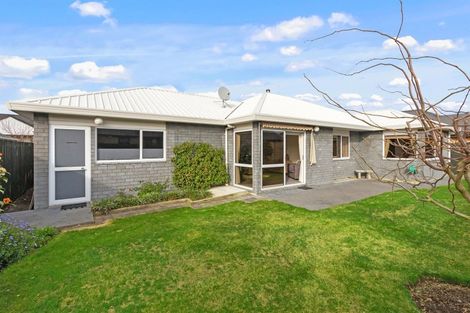 Photo of property in 60a Middlepark Road, Sockburn, Christchurch, 8042