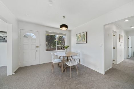 Photo of property in 4 Maraval Crescent, Grenada Village, Wellington, 6037