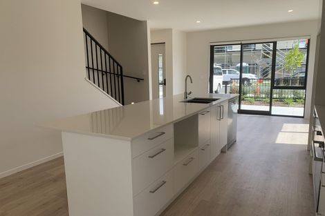 Photo of property in 13 Katikati Drive, Manurewa, Auckland, 2102