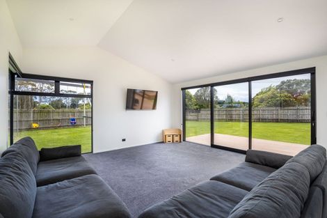 Photo of property in 244 Corbett Road, Paraite, New Plymouth, 4373