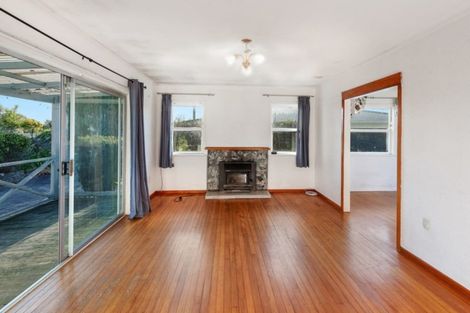 Photo of property in 22 Victoria Avenue, Waiuku, 2123