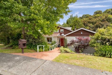 Photo of property in 1 Fendalton Crescent, Pinehaven, Upper Hutt, 5019