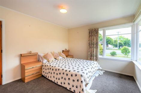 Photo of property in 72 Cutts Road, Russley, Christchurch, 8042