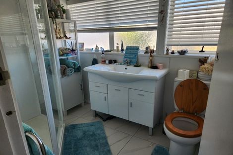 Photo of property in 1/38 William Souter Street, Forrest Hill, Auckland, 0620